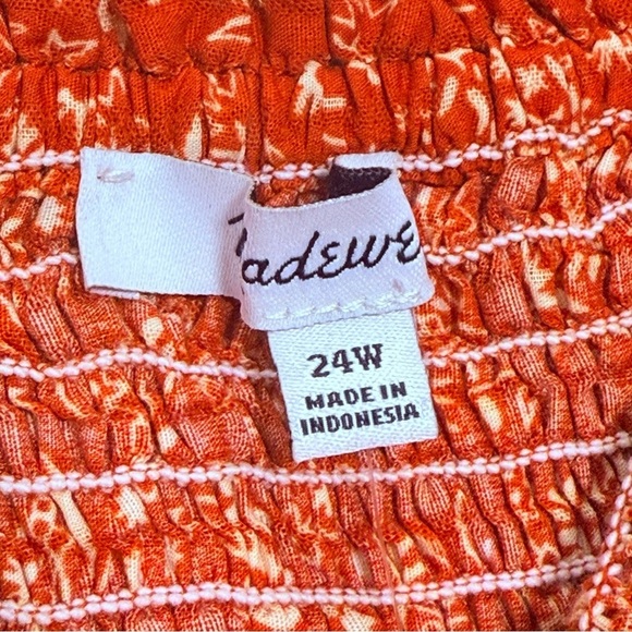 Madewell Plus Lucie Smocked Peplum Top in Piazza Floral NWT 24W - Picture 9 of 12